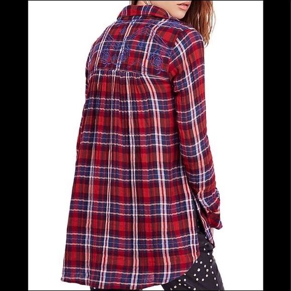 FREE PEOPLE MAGICAL EMBROIDERED OVERSIZED PLAID BUTTON DOWN - Picture 3 of 7